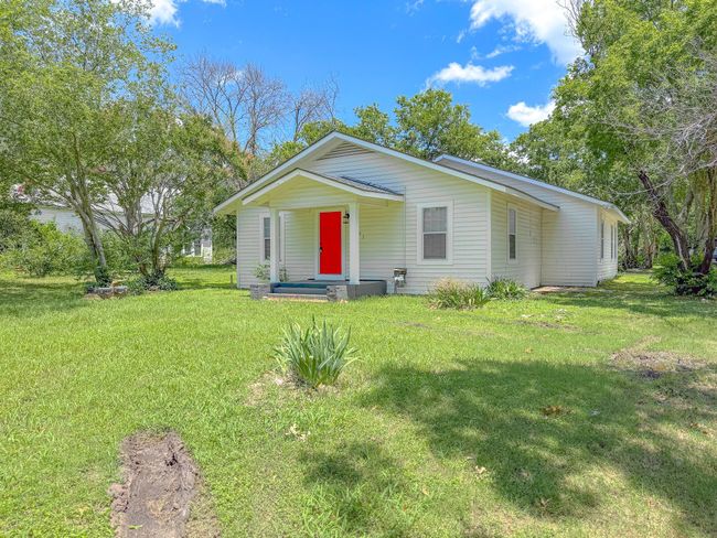 Bungalow-style home featuring a front lawn | Image 39