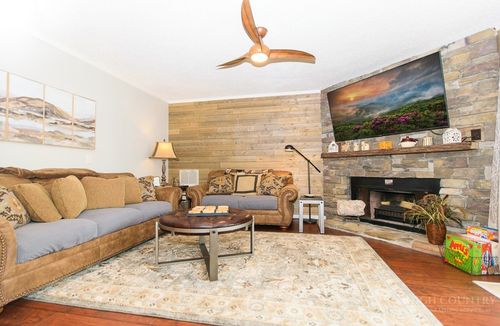 2117-301 Pinnacle Inn Rd, Beech Mountain, NC, 28604-7479 | Card Image