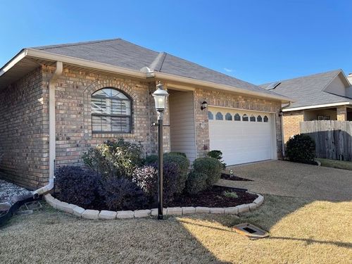 7706 Millicent Cir, Shreveport, LA, 71105-5625 | Card Image