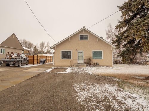 529 4 St W, Cardston, AB, T0K0K0 | Card Image
