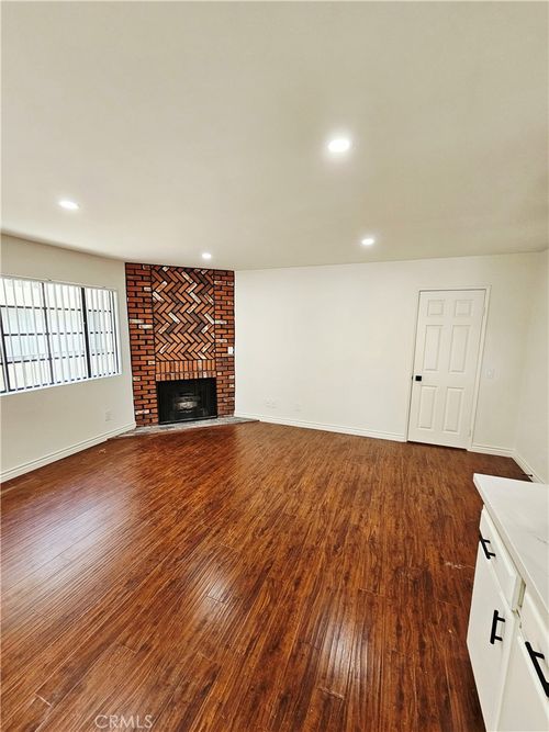 apt-a-440 W Dryden St, Glendale, CA, 91202-2379 | Card Image