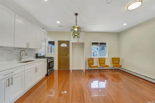 315 Beach 86th St, Rockaway Beach, NY, 11693-1417 | Card Image