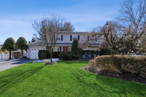 4 Carman Ln, Nesconset, NY, 11767-1836 | Card Image