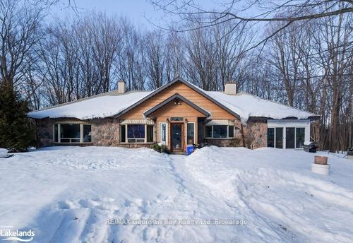 9513 County Rd 93 Road Ne, Midland, ON, L4R5K6 | Card Image