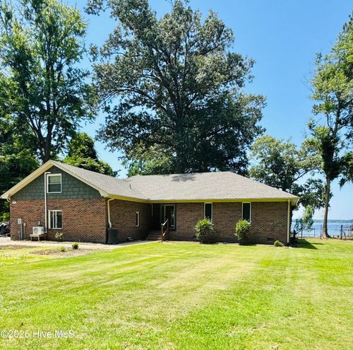 186 E Camp Perry Rd, Hertford, NC, 27944-7800 | Card Image