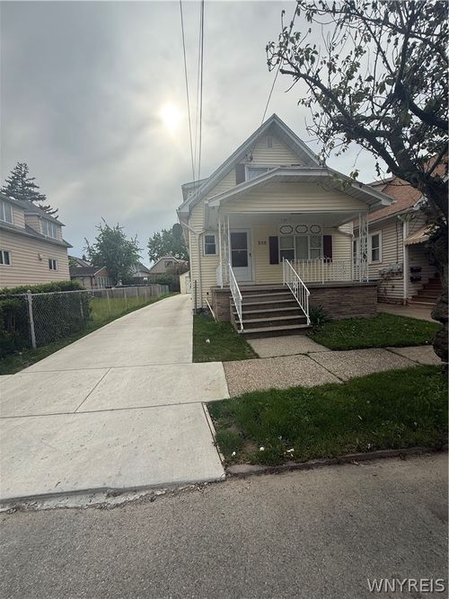 350 Barnard St, Buffalo, NY, 14206-3213 | Card Image