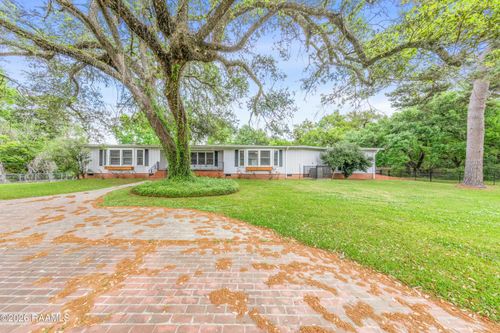 201 Edgewood Dr, Lafayette, LA, 70503-3229 | Card Image