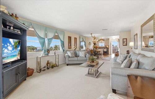 apt-401-3128 59th St S, Gulfport, FL, 33707-5749 | Card Image