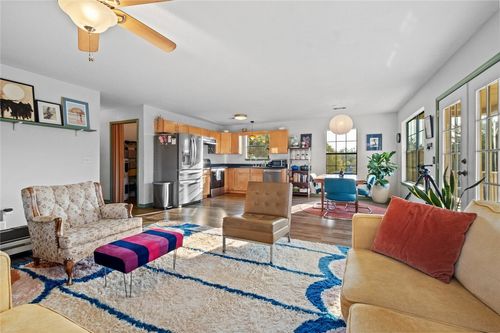 19988 Pug Gayer Rd, Fayetteville, AR, 72703-9119 | Card Image