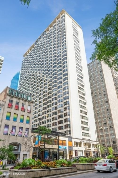 1607-535 N Michigan Ave, Chicago, IL, 60611-3810 | Card Image