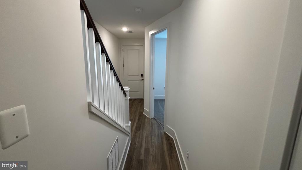 Residential Lease in FREDERICKSBURG 3