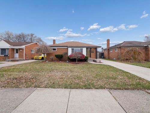 6554 Cardwell St, Garden City, MI, 48135-2548 | Card Image