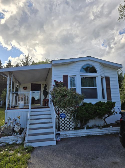 1 Circle Dr, Stonington, CT, 06378-1506 | Card Image