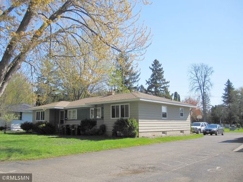 516 N 8th St, River Falls, WI, 54022-1526 | Card Image