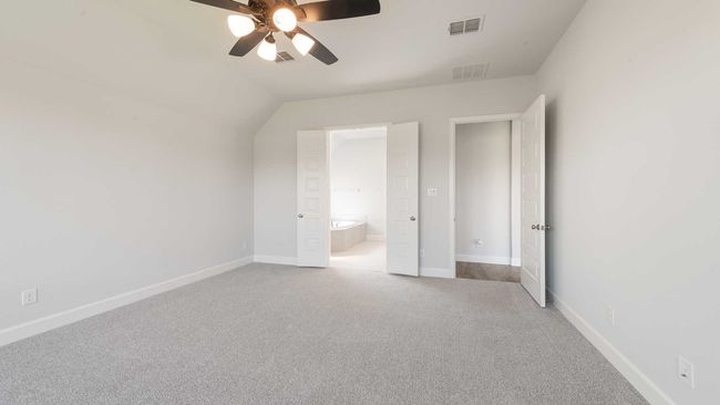 721 Running Iron Trl, House other with 4 bedrooms, 3 bathrooms and null parking in Mansfield TX | Image 18
