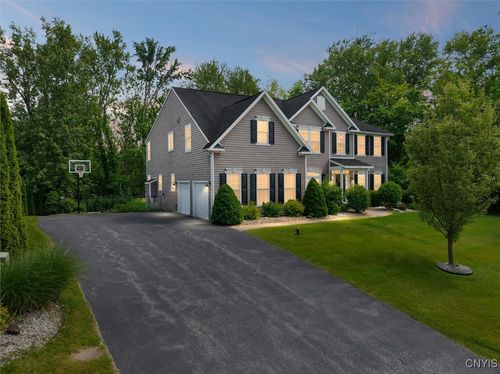 8278 Luchsinger Ln, Lysander, NY, 13027-8966 | Card Image