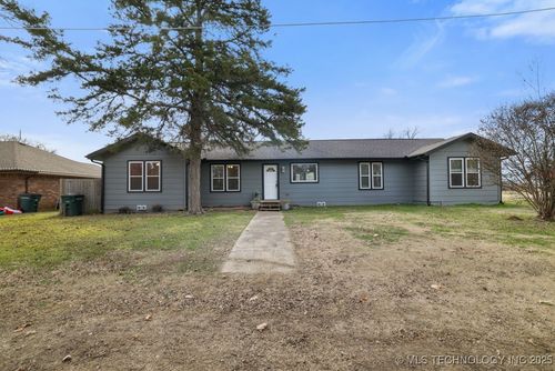 513 W Main St, Calera, OK, 74730-5001 | Card Image