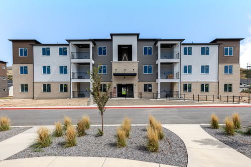 x203-4763 S 690 W, Mapleton, UT, 84664-5135 | Card Image