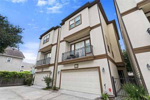 d-2604 Bevis St, Houston, TX, 77008-2903 | Card Image