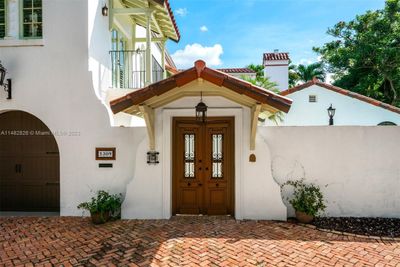 5309 Alhambra Cir, House other with 5 bedrooms, 4 bathrooms and null parking in Coral Gables FL | Image 2