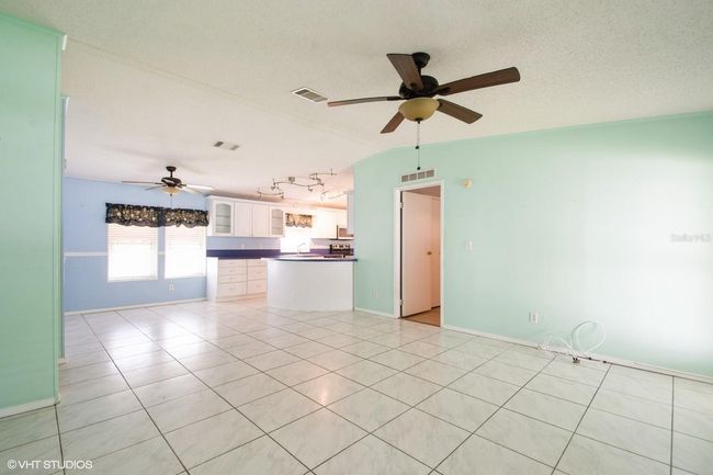 472 Trout Ln, House other with 3 bedrooms, 2 bathrooms and null parking in OLDSMAR FL | Image 15