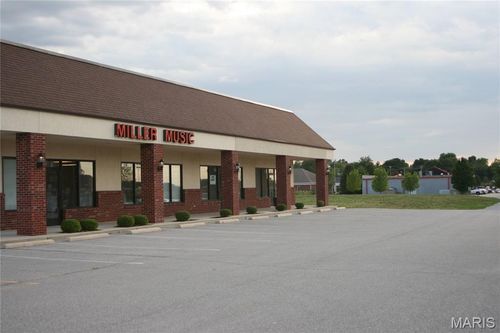 4510 N Illinois St, Swansea, IL, 62226-1535 | Card Image