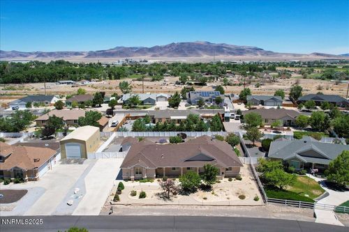 955 Lasso Way, Fernley, NV, 89408-9346 | Card Image