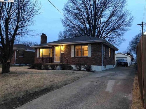 3928 Weber Rd, Saint Louis, MO, 63123-7650 | Card Image