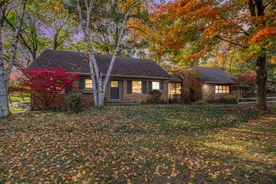 26271 Pleasant Valley Road, House other with 4 bedrooms, 2 bathrooms and null parking in Farmington Hills MI | Image 2