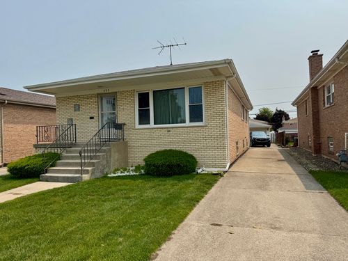 555 Muskegon Ave, Calumet City, IL, 60409-3337 | Card Image