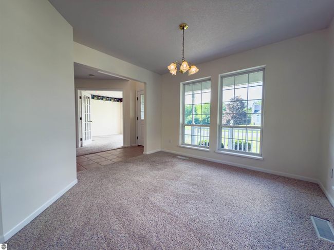 318 Red Maple Ln, House other with 3 bedrooms, 3 bathrooms and null parking in Shepherd MI | Image 14