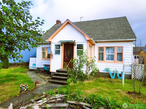 1309 Riverside Ave, Hoquiam, WA, 98550-2645 | Card Image