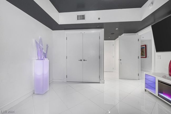 UNIT-3409 - 2700 Las Vegas Blvd S, Condo with 2 bedrooms, 3 bathrooms and null parking in Las Vegas NV | Image 6