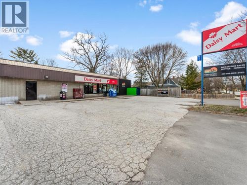 122 & 124 Division St S, Kingsville, ON, N9Y1P6 | Card Image