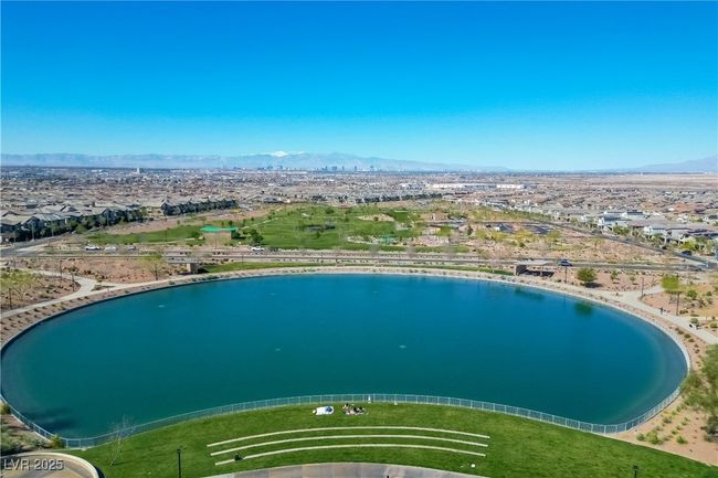 1091 E Sunset Rd, House other with 3 bedrooms, 3 bathrooms and null parking in Henderson NV | Image 39