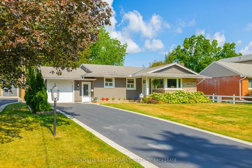 30 Cherryhill Dr, Grimsby, ON, L3M3B5 | Card Image