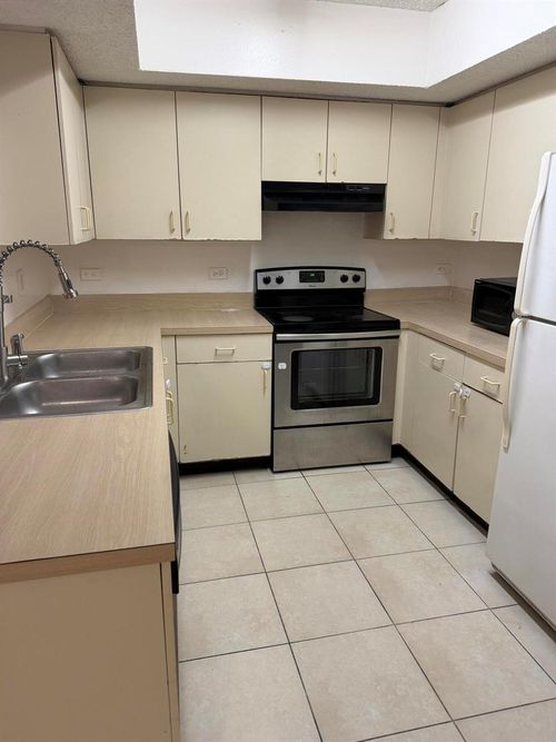 1008-3700 N 56th Avenue, Hollywood, FL, 33021 | Card Image