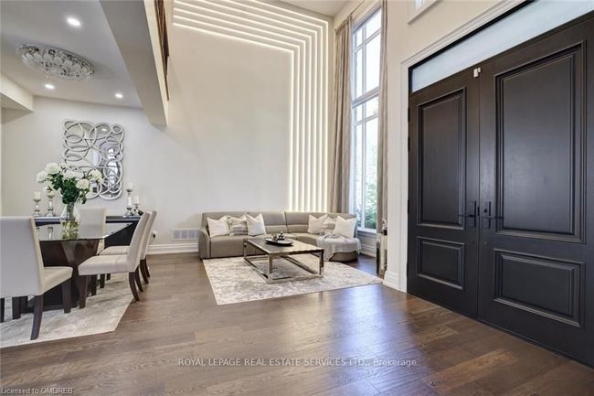 1164 Bridge Rd, House other with 5 bedrooms, 5 bathrooms and 4 parking in Oakville ON | Image 4