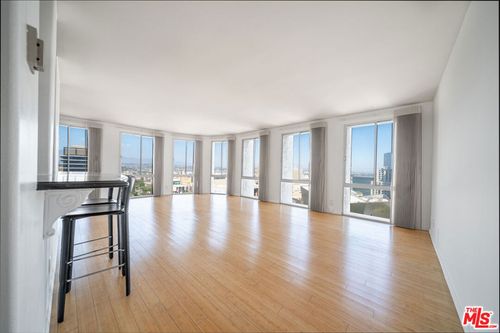 2203-800 W 1st St, Los Angeles, CA, 90012-2482 | Card Image