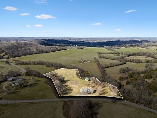 4518 Dry Fork Rd, Hampshire, TN, 38461-4513 | Card Image