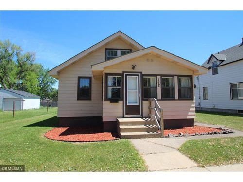 132 4th Ave N, Waite Park, MN, 56387-1134 | Card Image