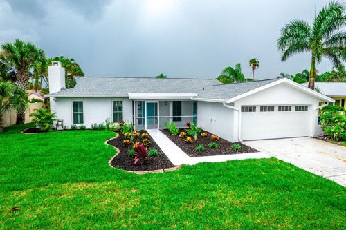913 Spindle Palm Way, APOLLO BEACH, FL, 33572-2009 | Card Image