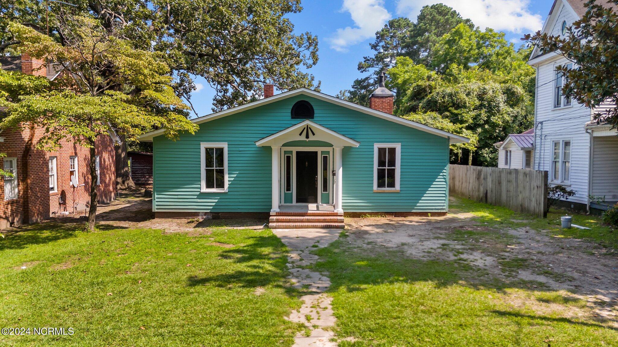 Williams St, Williamston, NC 27892