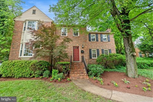 2232 Military Rd, ARLINGTON, VA, 22207-3958 | Card Image