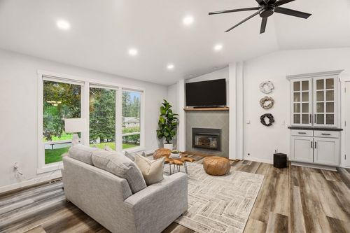 4323 S Felts Ct, Spokane Valley, WA, 99206-9658 | Card Image