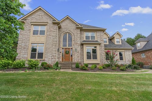 14801 Forest Oaks Dr, Louisville, KY, 40245-4698 | Card Image