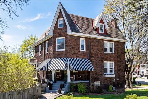 5454 Wellesley Ave, Pittsburgh, PA, 15206-1450 | Card Image