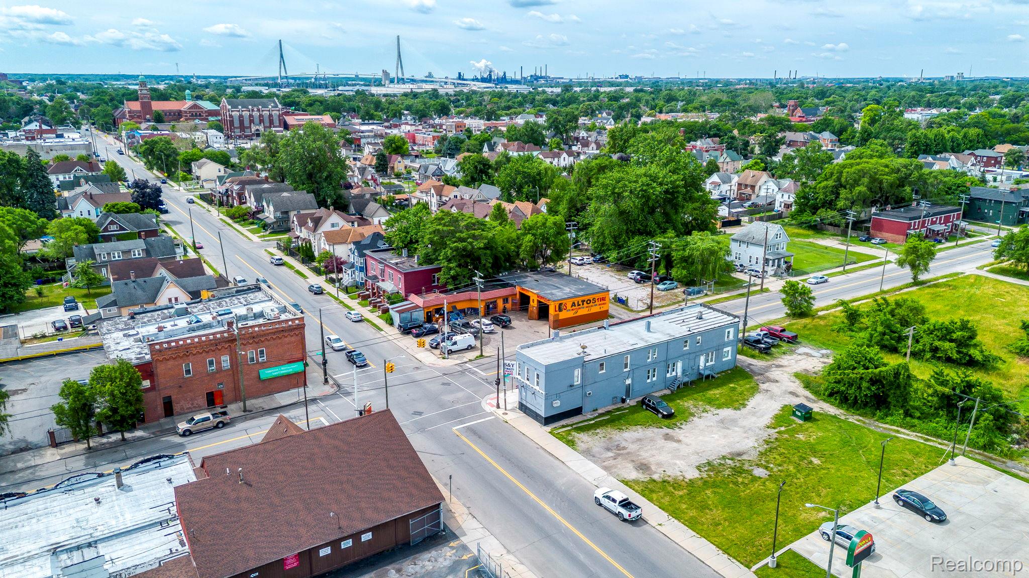 Commercial Lease in Detroit 4