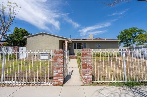 13655 Chase St, Arleta, CA, 91331-6247 | Card Image
