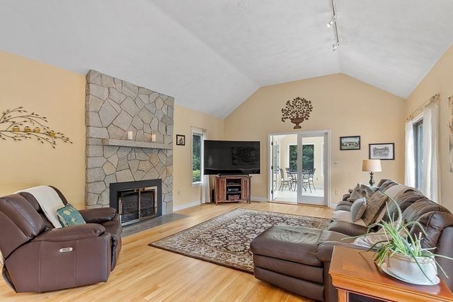 7 Powers Rd, House other with 4 bedrooms, 4 bathrooms and 7 parking in Andover MA | Image 16